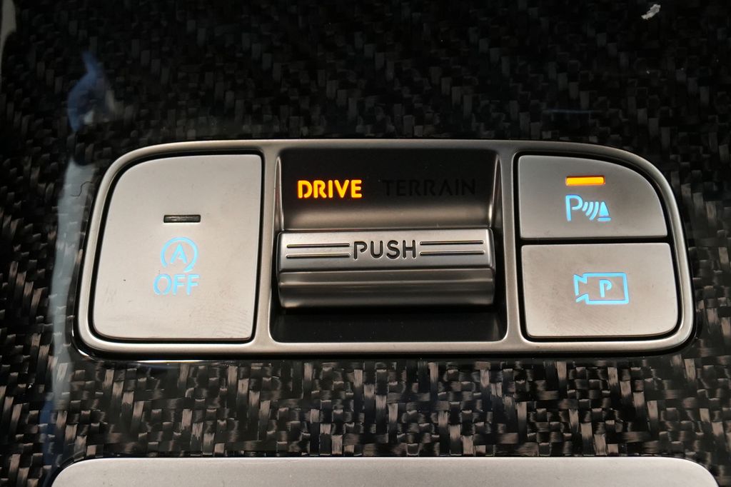 2026 Genesis GV70