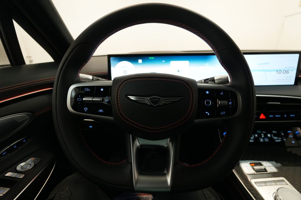 2026 Genesis GV70