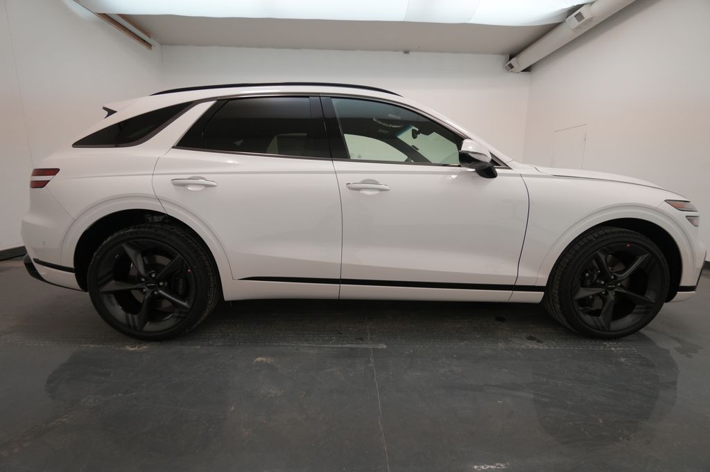 2026 Genesis GV70