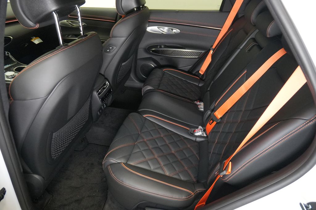 2026 Genesis GV70