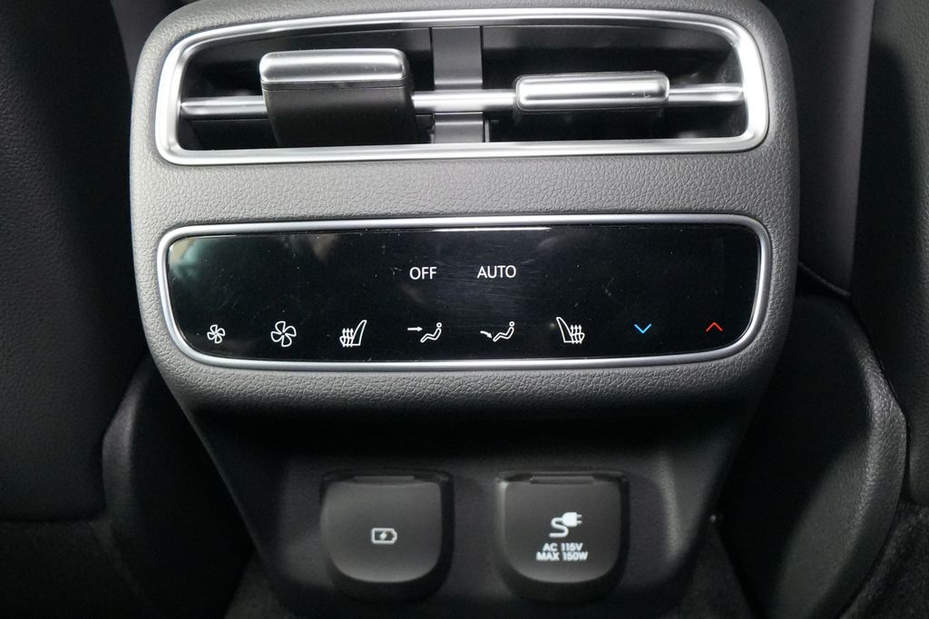 2026 Genesis GV70