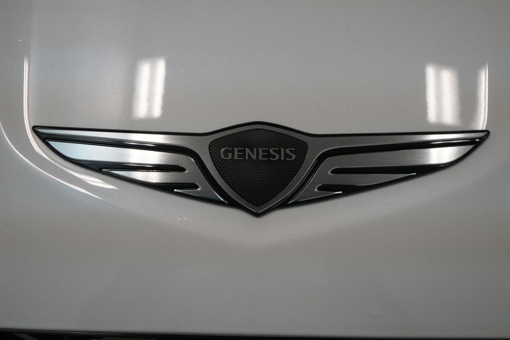 2026 Genesis GV70