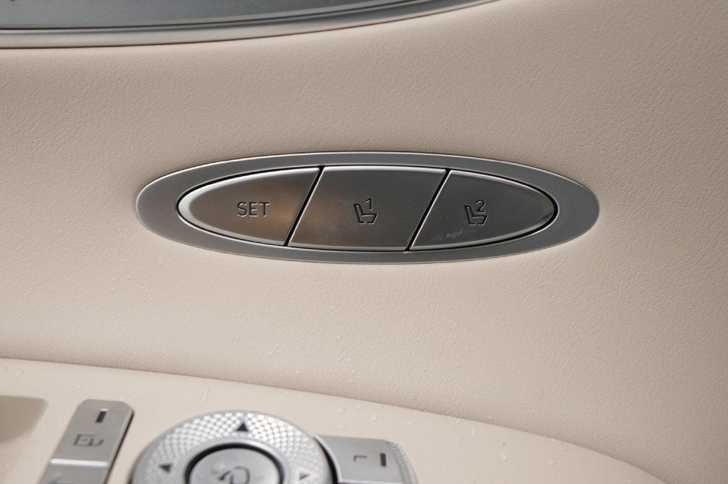 2026 Genesis GV70