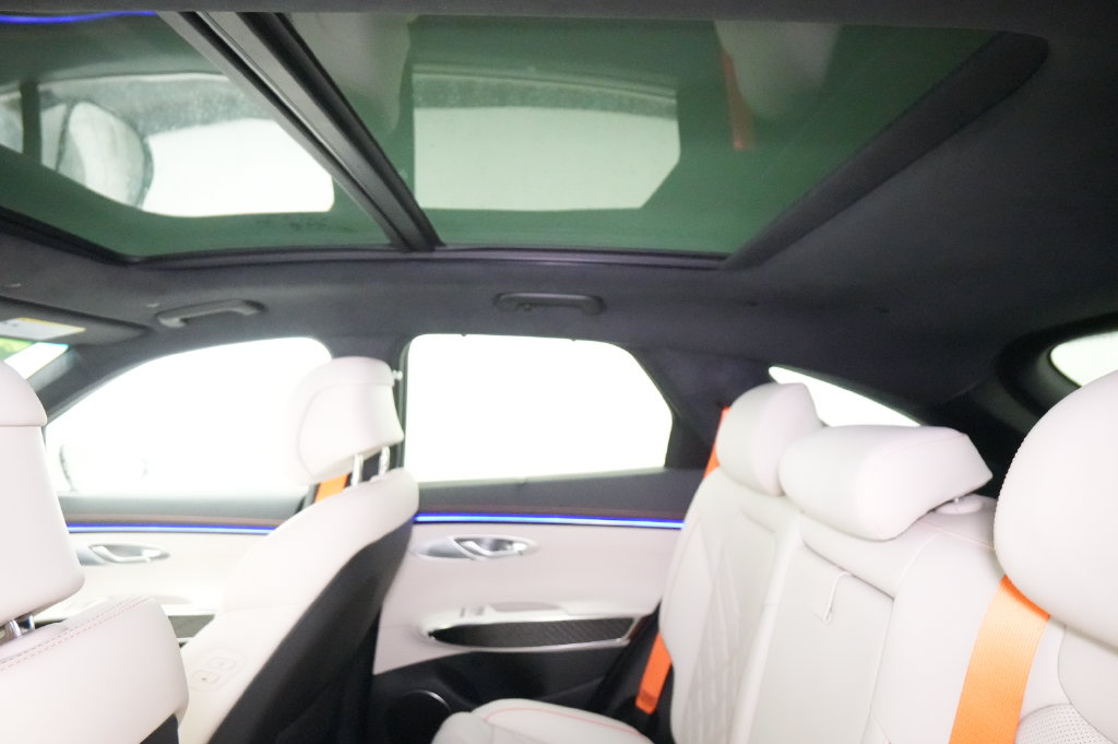 2026 Genesis GV70