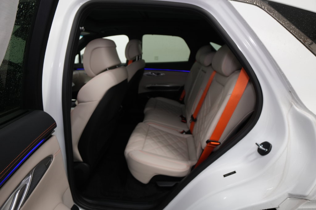 2026 Genesis GV70