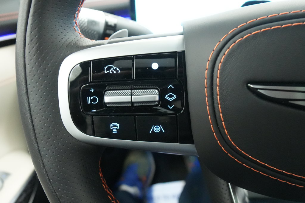 2026 Genesis GV70