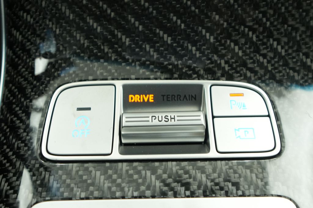 2026 Genesis GV70