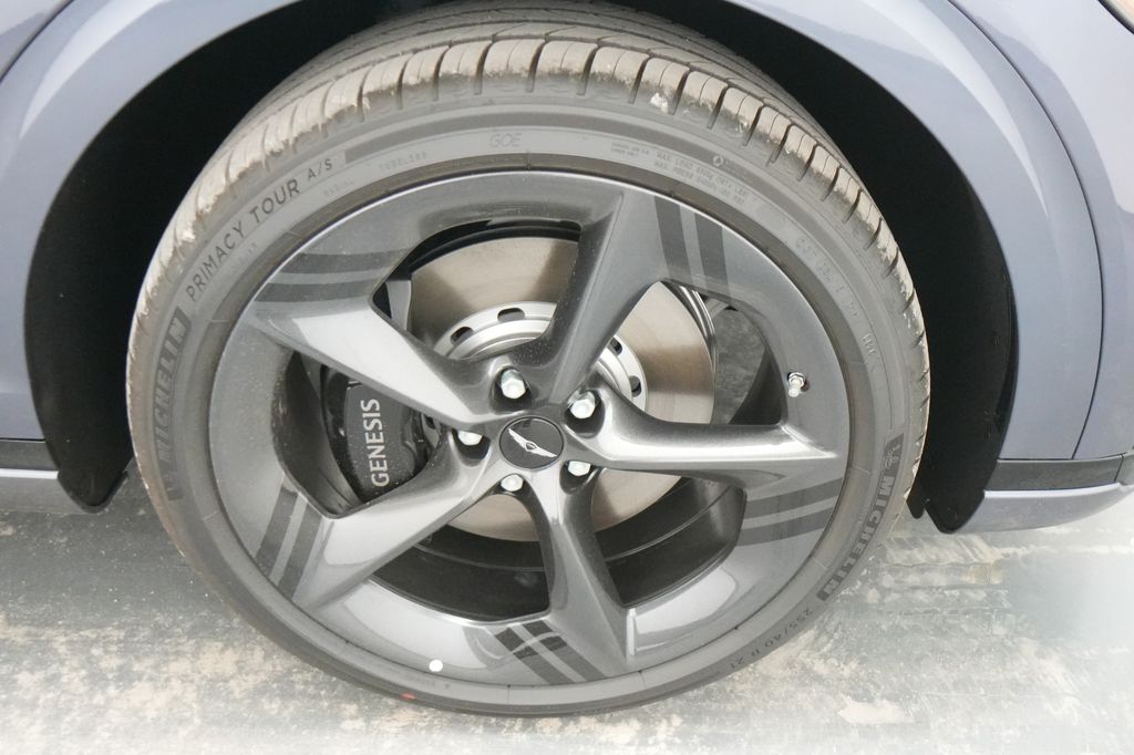 2026 Genesis GV70
