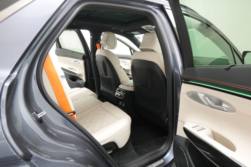 2026 Genesis GV70