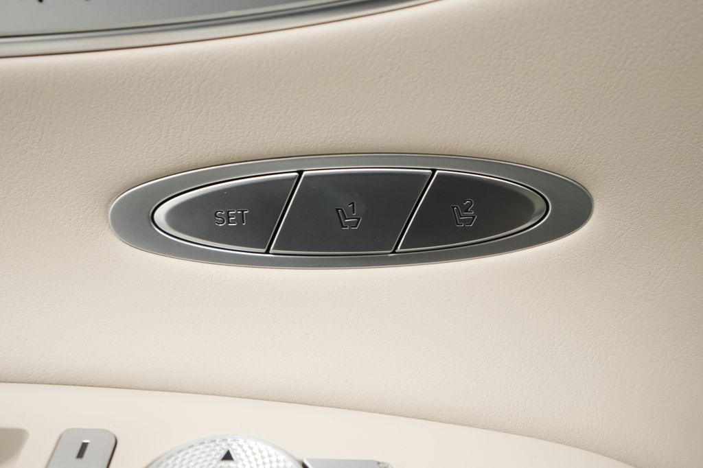 2026 Genesis GV70