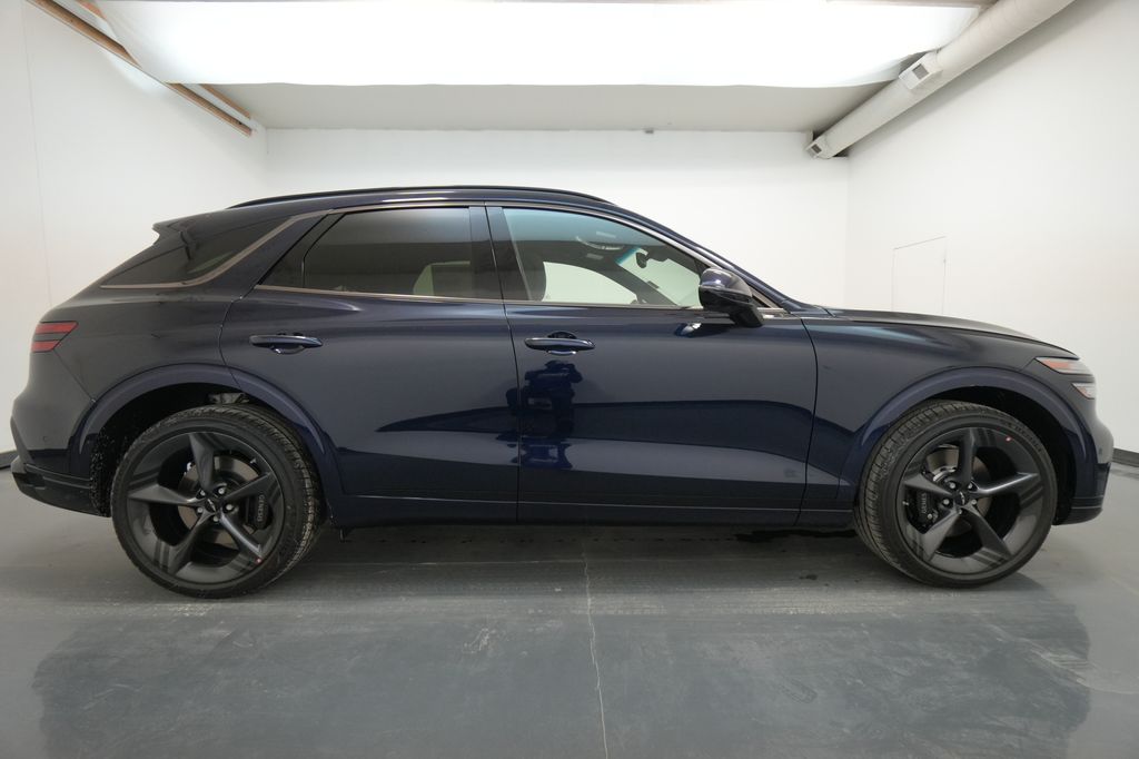 2026 Genesis GV70