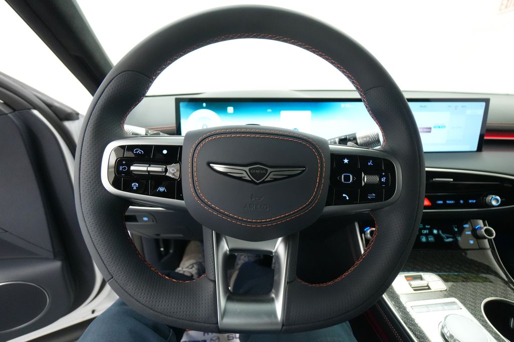 2026 Genesis GV70