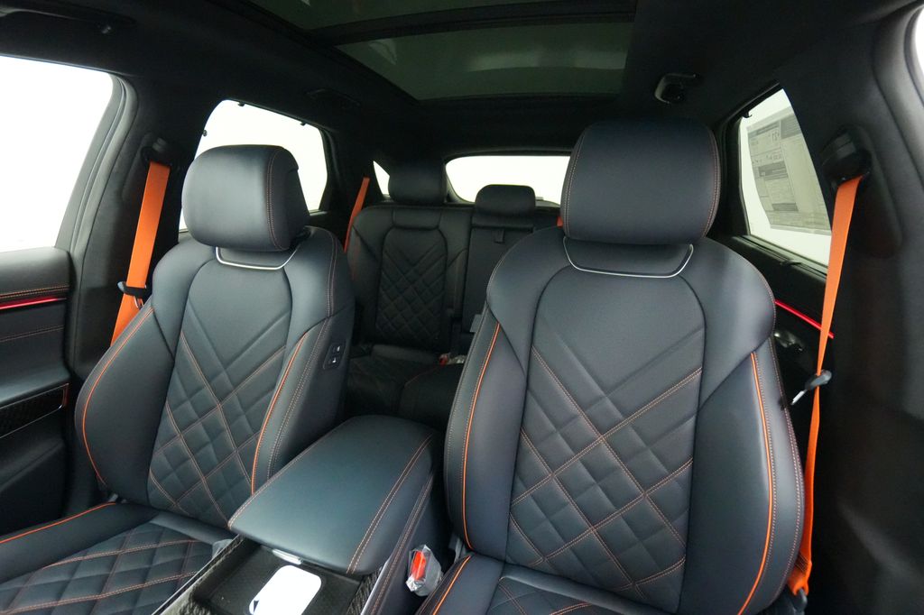 2026 Genesis GV70