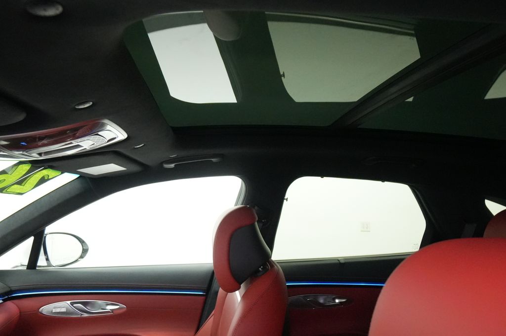 2026 Genesis GV70