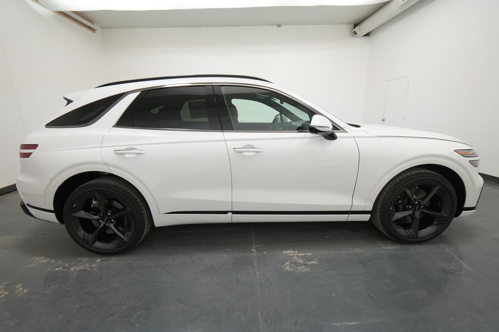 2026 Genesis GV70