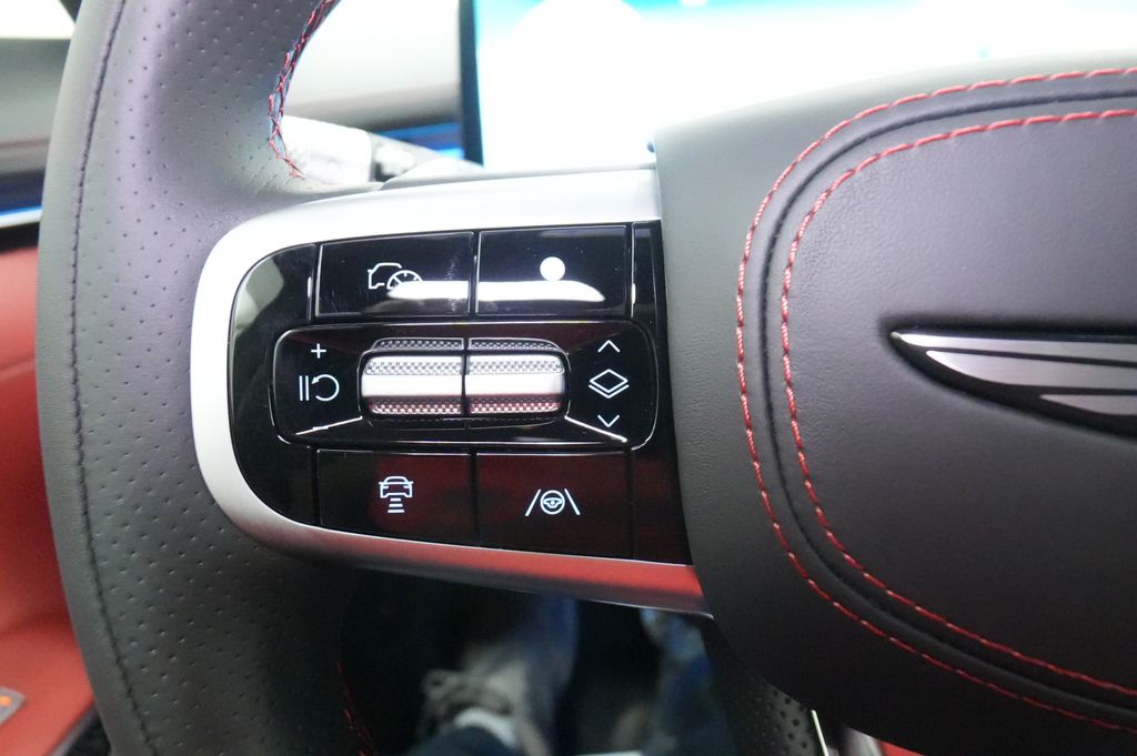 2026 Genesis GV70