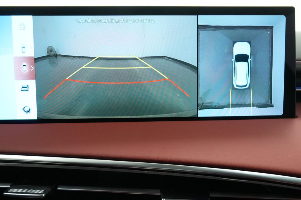 2026 Genesis GV70