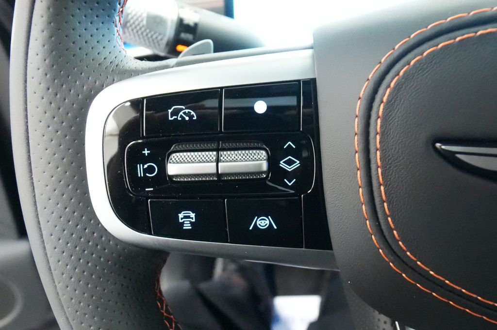 2026 Genesis GV70