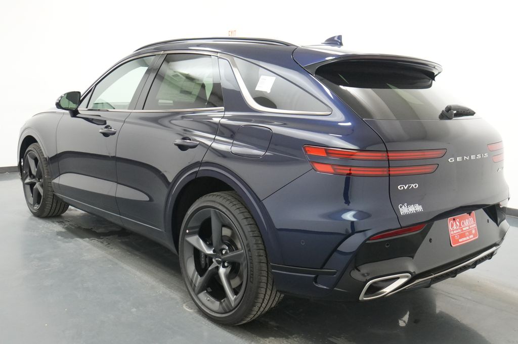 2026 Genesis GV70