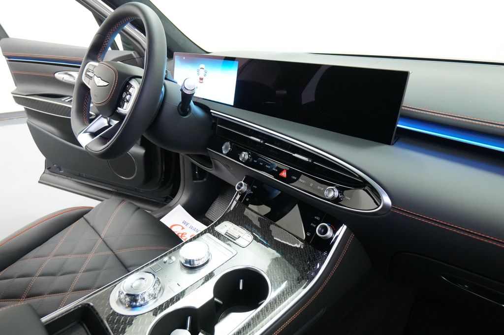 2026 Genesis GV70