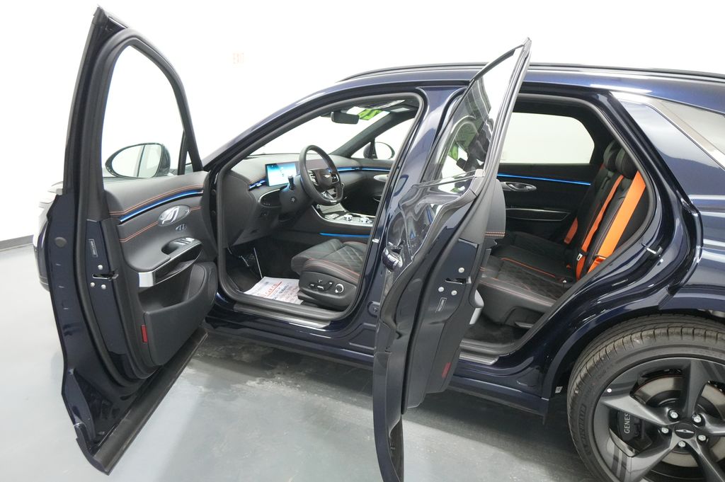 2026 Genesis GV70