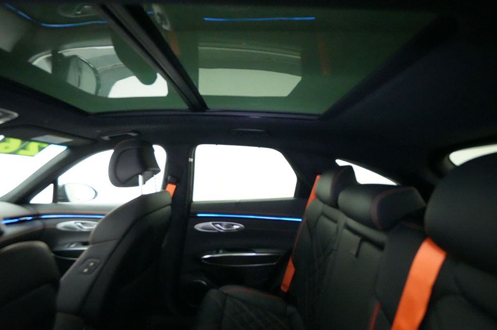 2026 Genesis GV70