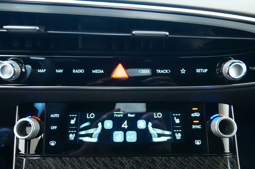 2026 Genesis GV70