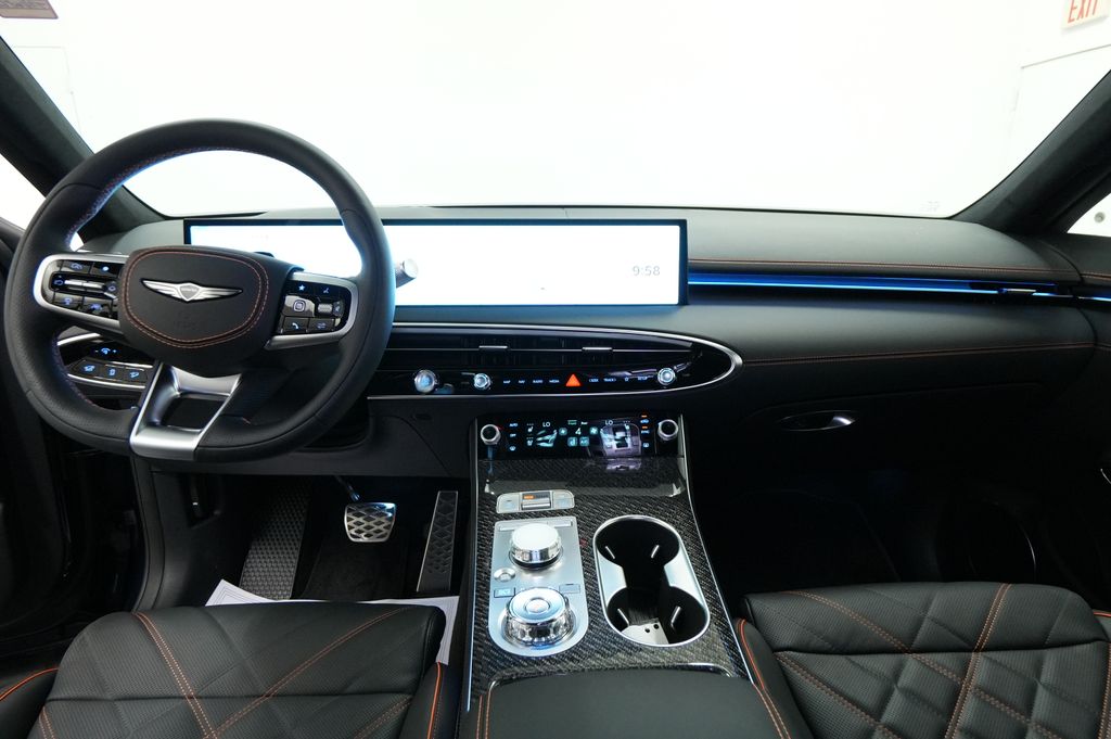 2026 Genesis GV70