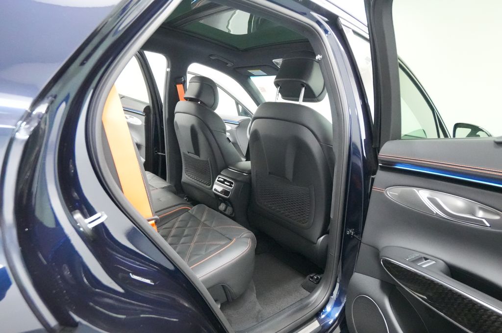 2026 Genesis GV70