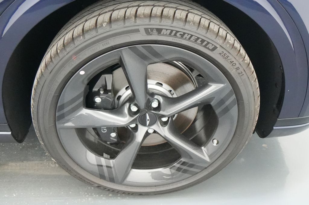 2026 Genesis GV70