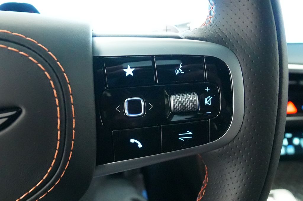 2026 Genesis GV70