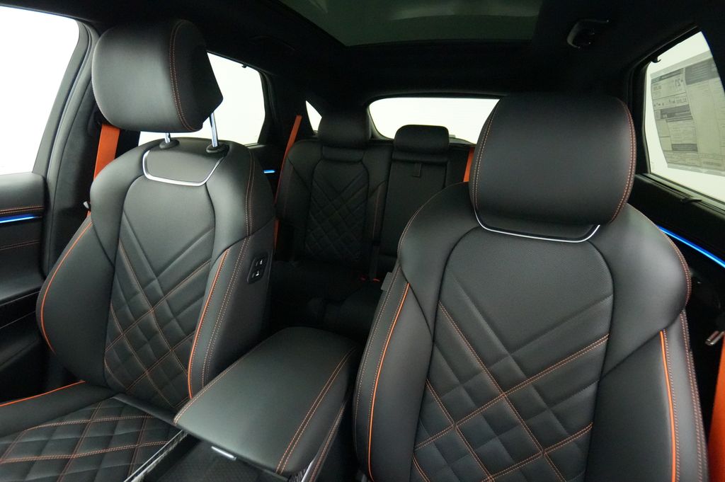 2026 Genesis GV70