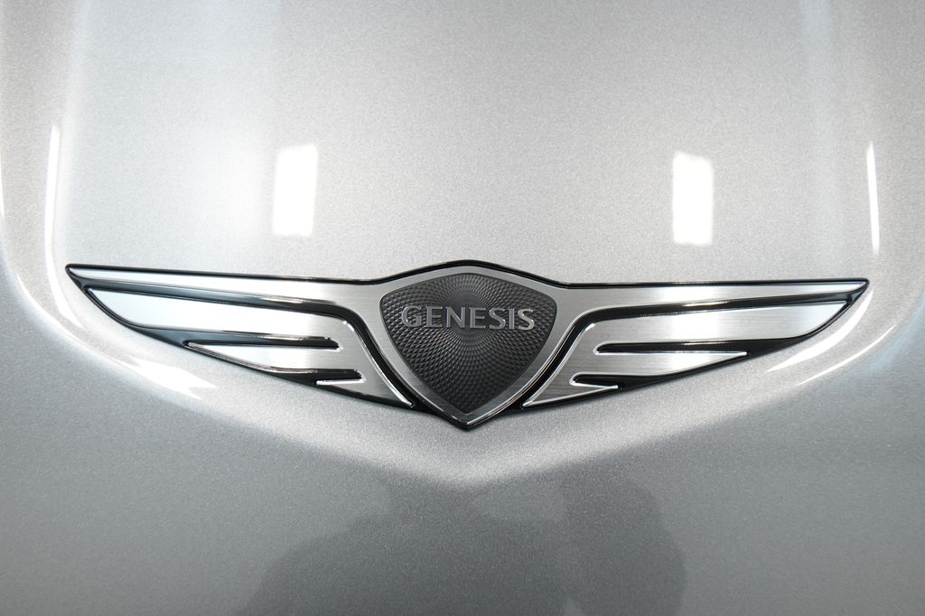 2026 Genesis GV70