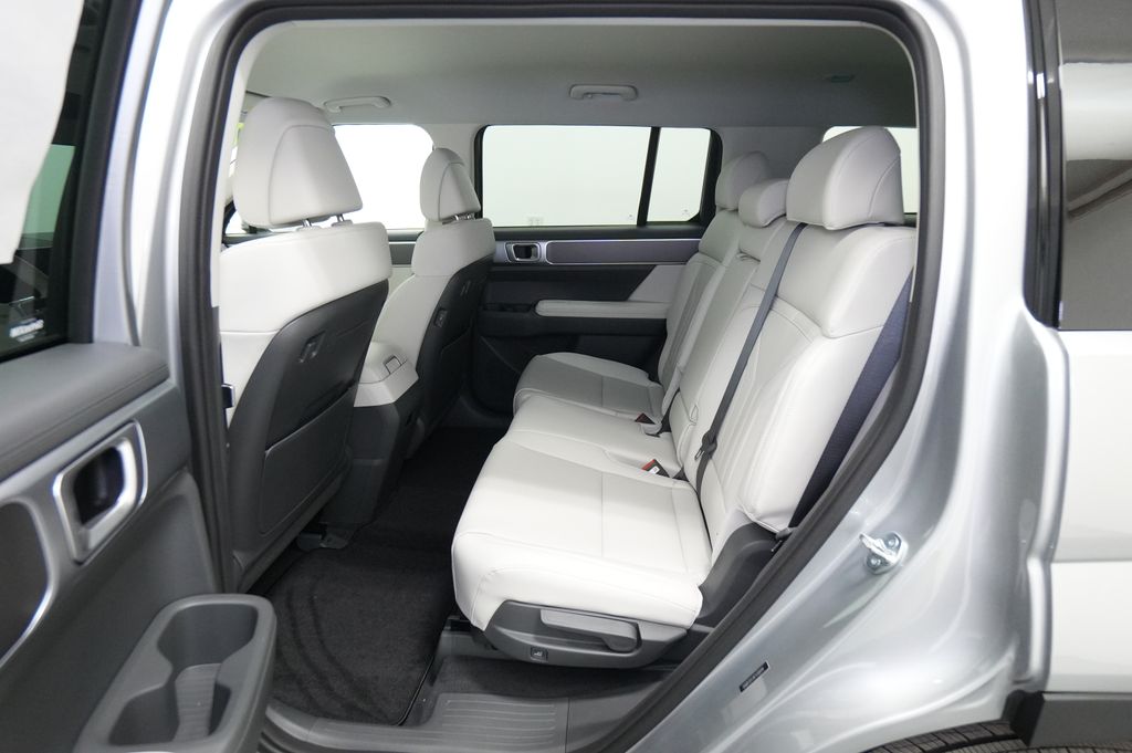 2026 Hyundai Santa Fe Hybrid