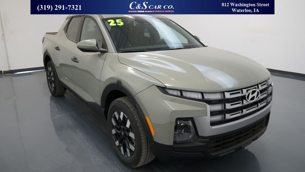 New 2025 Hyundai Santa Cruz SE Trucks