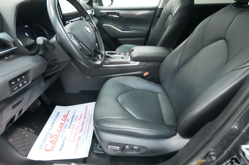 2021 Toyota Highlander Hybrid