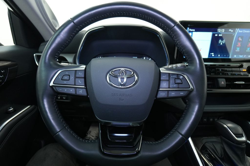 2021 Toyota Highlander Hybrid