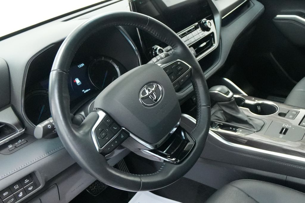 2021 Toyota Highlander Hybrid