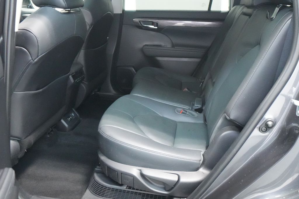 2021 Toyota Highlander Hybrid