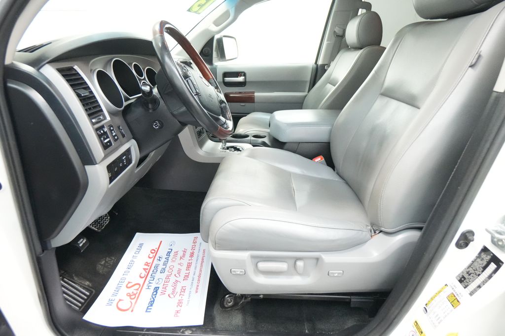 2013 Toyota Sequoia