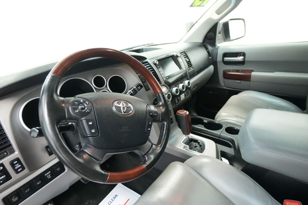 2013 Toyota Sequoia