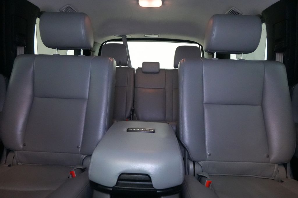 2013 Toyota Sequoia