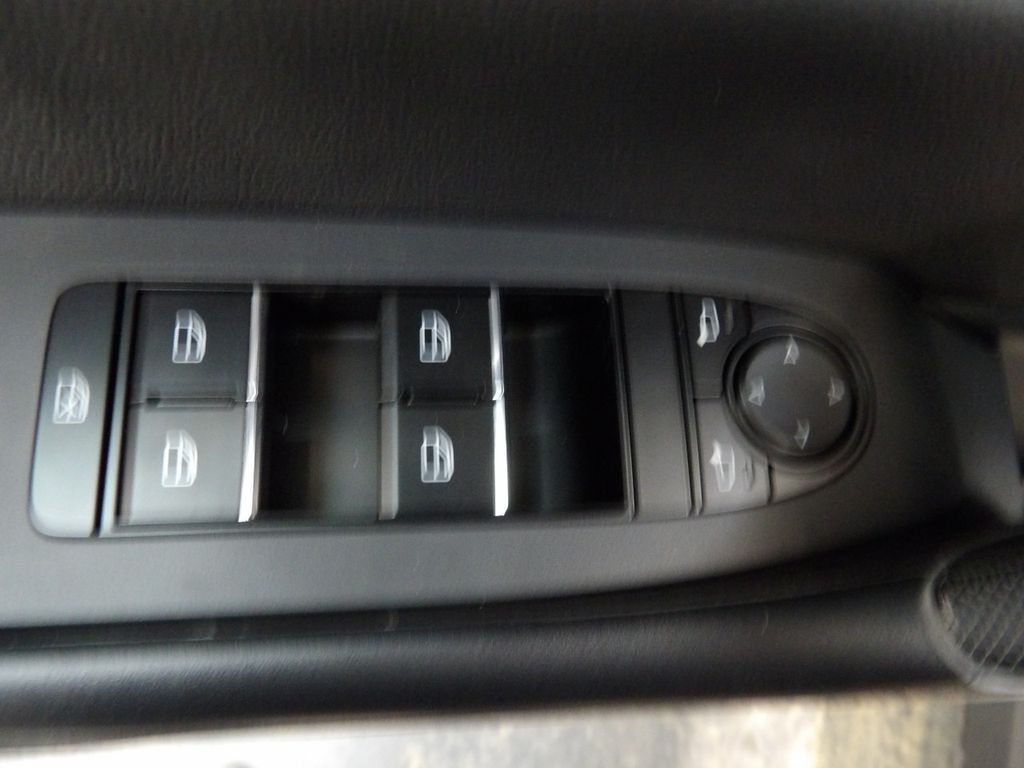 2025 Mazda CX-50 Hybrid