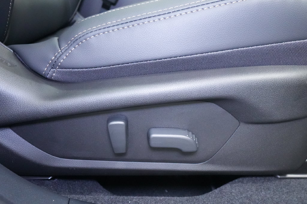 2026 Subaru Outback Limited - Photo 32