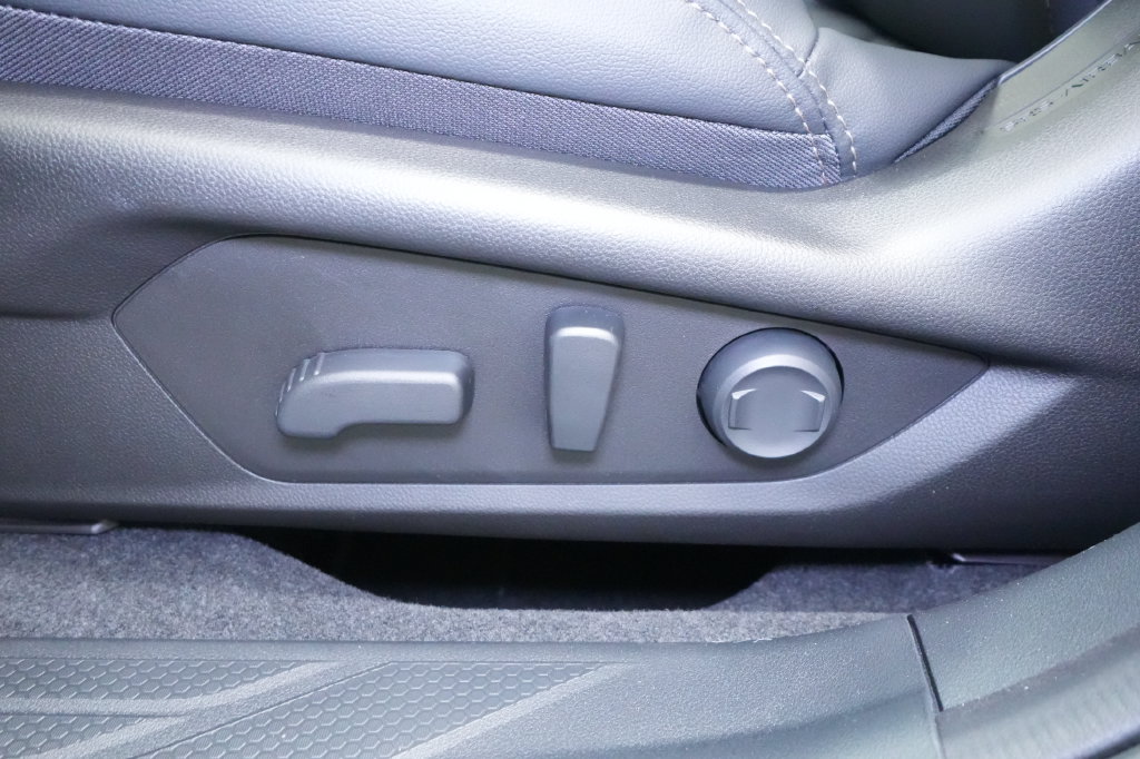 2026 Subaru Outback Limited - Photo 16