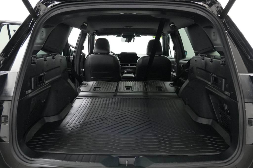 2026 Subaru Outback Touring - Photo 28