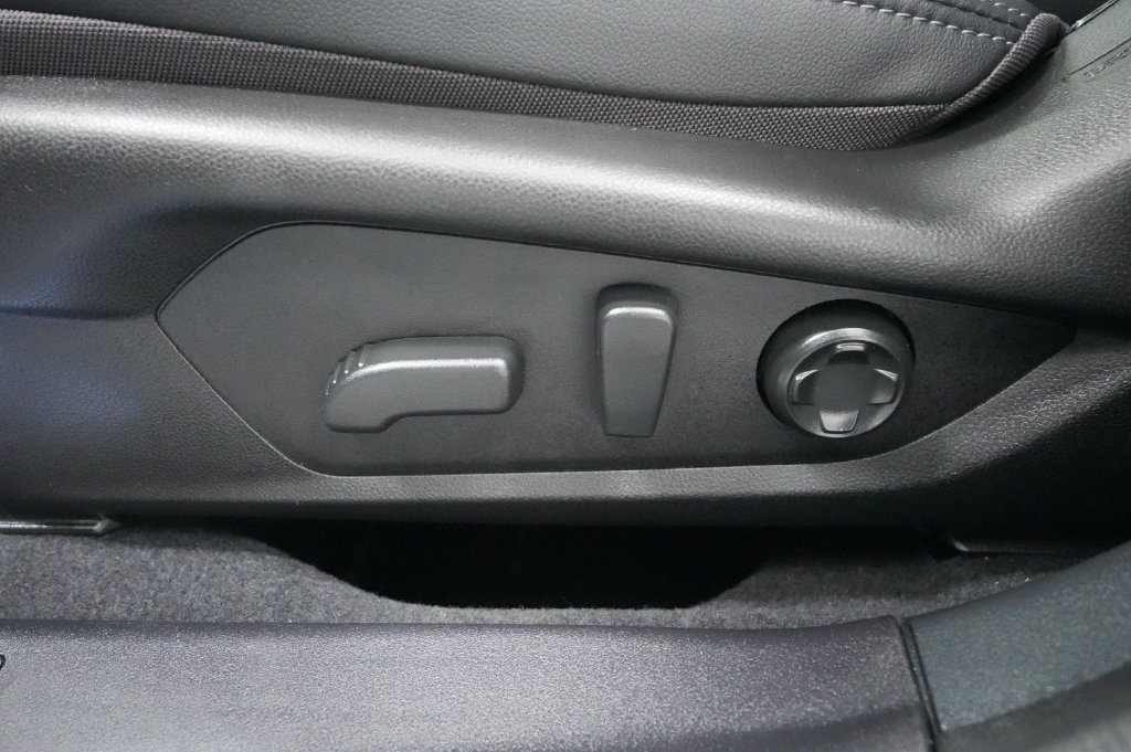 2026 Subaru Outback Touring - Photo 16