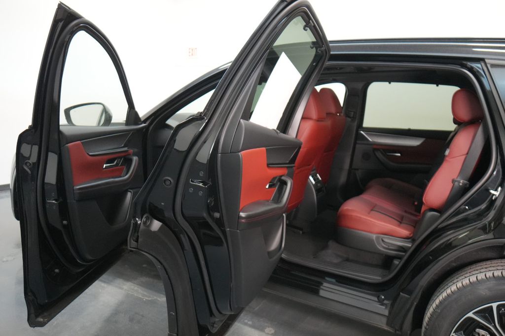 2025 Mazda CX-70 PHEV