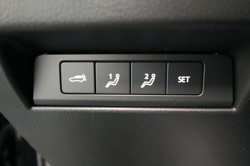 2025 Mazda CX-70 PHEV