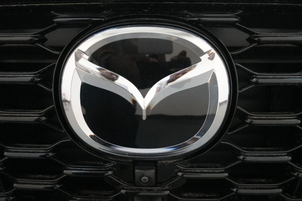 2025 Mazda CX-70 PHEV